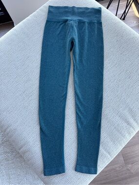 Women’s High-Waist Teal Ribbed Leggings